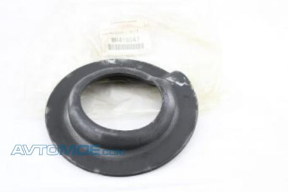 Проставка задней пружины нижняя MR418047 Mitsubishi (фото №1)